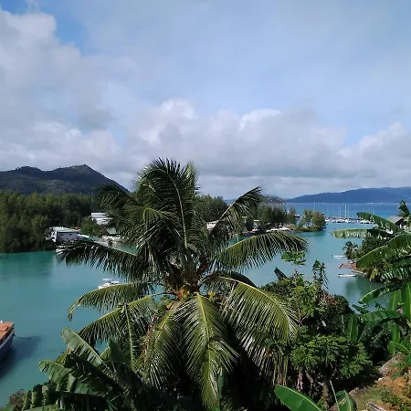 Belle Rose Vue Guest House Baie Sainte Anne Exterior photo