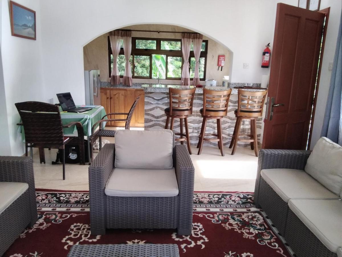 Belle Rose Vue Holiday home Baie Sainte Anne
